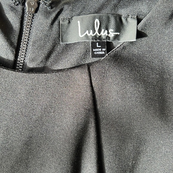 Lulu’s Fitted Midi Dress - Sleeveless Fitted Black Knee Length Dress - Picture 4 of 8